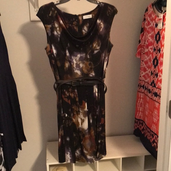 EUC CALVINKLEIN BELT WAIST SLEEVELESS DRESS FRONT PLEAT NECK& DRAPE BOTTOM  S6 - Picture 2 of 9